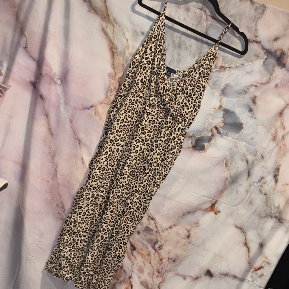 ✨ Leopard Print Jumpsuit ✨